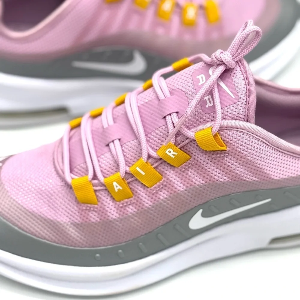 Women's Nike Air Max Axis - Arctic Light Pink/White